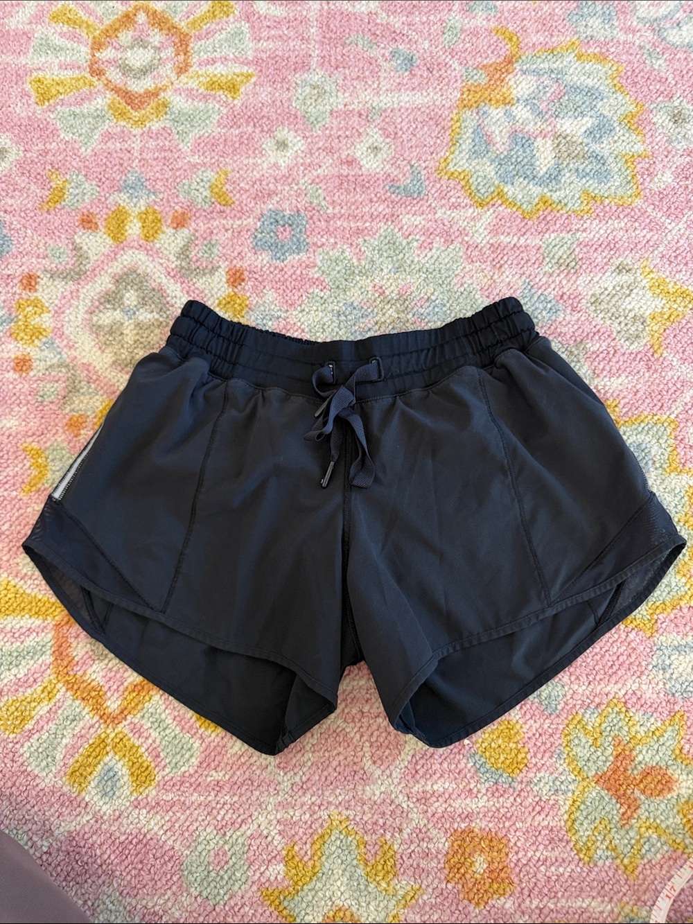 lululemon athletica Black Women's Athletic Drawcord Shorts